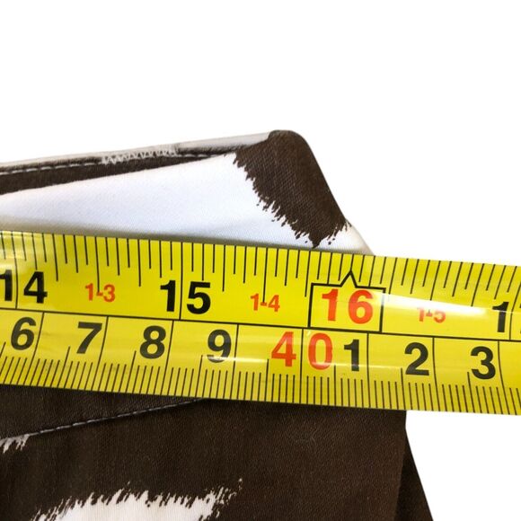 CHICO'S Pants 0.5, Cropped Brown and White Animal Stripes pants Pockets, Sz. 6 - Picture 13 of 16